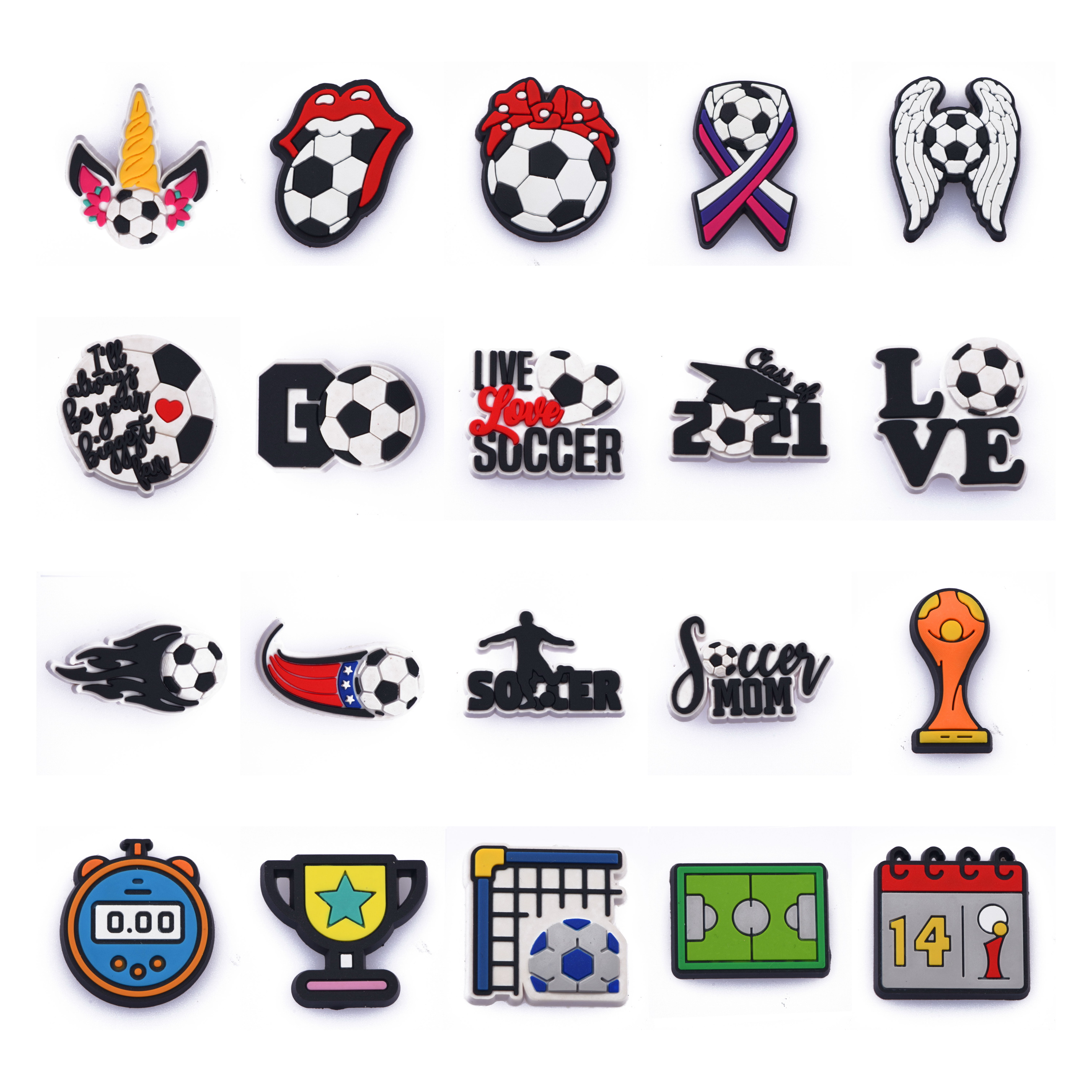 2023カスタム漫画お土産PVCデザイナーシューズチャームサッカーチームロゴゲームクロッグ装飾のためのクロックチャーム