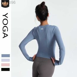 2023 Desginer Al Yoga T Haut court à manches longues T-shirt d'exercice à séchage rapide Costume de fitness Haut ajusté pour femmes avec taille basse et sweat-shirt de course amincissant
