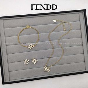 Fenjia – ensemble de bracelets et colliers avec pendentif carré pour femme, Style coréen, diamant, lettre, clou d'oreille, nouvelle collection 2023, 2022