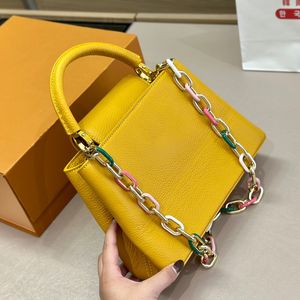 2023 Bolso de diseñador Clásico Elegante Nuevo Color Cuero Real Capucine Taurillon Lady Lock Me Louies Bolso Crossbody Totes Mujeres Marca Mango Monedero Bolsas