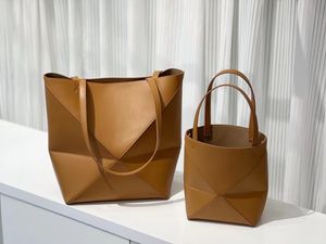 2023 Designer Bag Fashion Wrap Sac à bandoulière en cuir Sac à main pour femme Sac à main de luxe Sac à bandoulière disponible en deux tailles