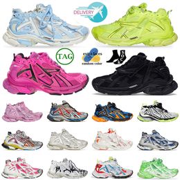 2023 Designer Balancaiga Track Runners 7.0 Casual Chaussures Célèbre Marque Transmit sense mens women Tracks Runner Black Graffiti BURGUNDY Deconstruction sneakers 46