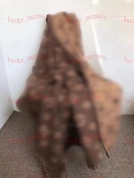 2023 Designer Deken Luxe bewegwijzering Deken klassiek patroon Kom met Tag Gooi dekens topkwaliteit verdikking 170 * 140cm Herfst Winter sjaal JIN FA-2023017