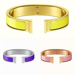 2023 Bracelet de cr￩ateur Bracelet de luxe pour hommes bijoux or argent￩ plaqu￩ classique populaire lettre cr￩ative boucles bracelets en ￩mail femme bracelets