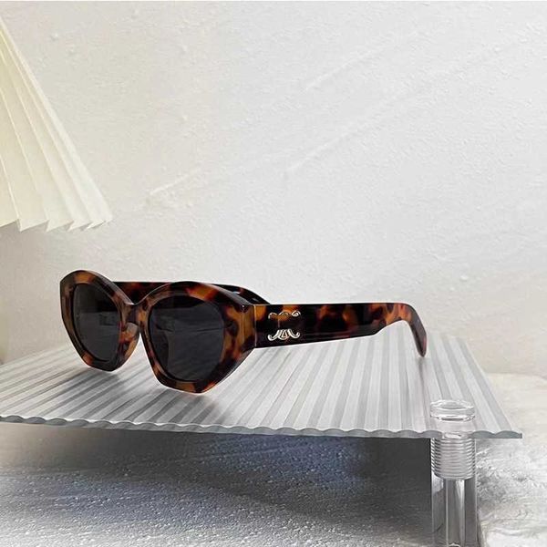 2023 Designer Ce Sunglassestriomphe Overseas Nouvelles lunettes de soleil populaires en ligne pour hommes et femmes Lunettes de soleil Tourism Black