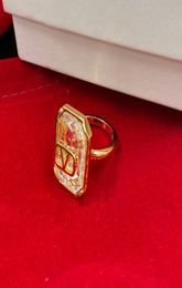 2023 Diseñador Crystal V Ring Carta Pareja ANILLAS Fashion Crystal Gold Jewelry Lovers Ring6393109