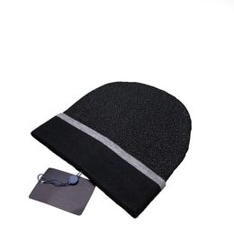 2023 Designer chapeau marque mode hommes et femmes chapeaux chauds hiver bonnet laine tricot cachemire bonnet bonnets casquettes M3