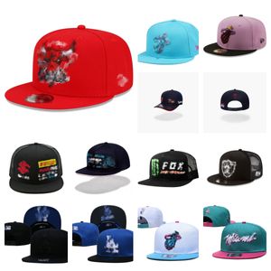 2023 Designer hoeden alle teamlogo verstelbare snapbacks gemonteerde hoed borduurwerk katoen topkwaliteit basketbal mesh flex sun beanies platte hoed hiphop sport buiten cap