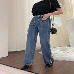 2023 Jeans de créateurs femmes nouveau mi-haute taille droite joker jeans lotus feuille pantalon jambe mode lettre décoration loisirs 230Z