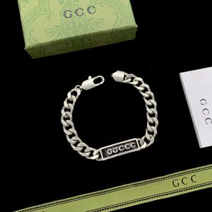 2023 Designer Luxe hoogwaardige vintage zilveren love ggities armband mannen vrouwen