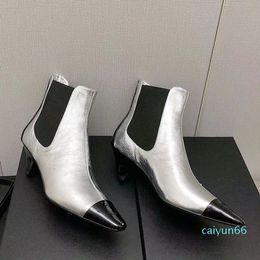 2023 Designer Luxury Pure Color Pointed Boots Womens Outdoor Party Chelsea Bottines Lady