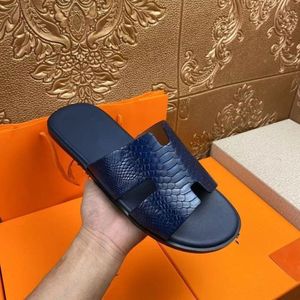 2023 Designer Men Slipper Boys Slides Mode Slippers Slip-on schoenen Hoge kwaliteit Izmir Flip Flop Man Beach Party Sandalen