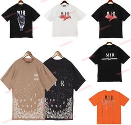 2023 Designer Hommes T-shirts Femmes Amirs Imprimé Mode Homme T-shirt Casual Tees À Manches Courtes De Luxe Hip Hop Streetwear T-shirts Taille S-XL