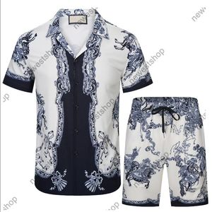 2023 designer Tute da uomo firmate maglietta Graffiti stampa magliette a manica corta da donna in cotone lettera printd imposta abiti bianchi M-XXXL