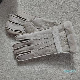 2023 Designer Multicolour Gloves Women's Men Warm Handschoenen voor ski -rijbont Een herfst Winter warm met suede wollen handschoenen
