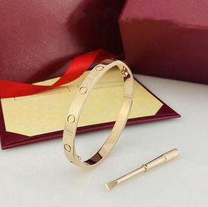 2023 Designer Nail Bangle Bijoux De Luxe Midi Anneaux Pour Femmes Titane Acier Alliage Plaqué Or Processus Mode Bracelet Accessoires Ne Se Fanent Pas Allergique 17CM