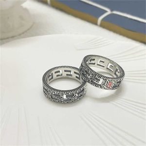 2023 Designer New Jewelry motif en argent lettre gravée évider couple paire bague version 1 1