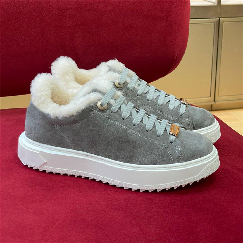 2023 Designer Paris Emblematic Time Out Sneaker Boots In Suede Calf Leather With Collar Strap Fluffy Shearling Treaded Outsole Sneakers With Original Box