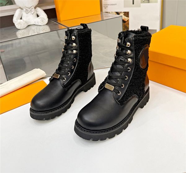 2023 Designer Paris Iconic Territory Botas planas de guardabosques Plataforma de cuero de becerro y lana con cordones Estilo casual Tacones de bloque Suela de goma pisada Zapatillas de deporte Tamaño 35-41