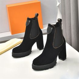 2023 Designer Paris Platform Boots Estilo casual Street Plain Leather Block Heels Mujer Trim Zipper Suela de goma Desert Martin Zapatillas de deporte de invierno con caja original