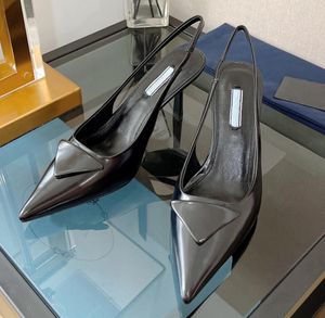 2023 Designer Sandales Pointues Talons Hauts Chaussures Simples P Triangle 3.5cm 7.5cm Chaton Talons Sandale pour Femmes Noir Blanc Rose Bleu Chaussures De Mariage avec Sac À Poussière 35-40 sans boîte