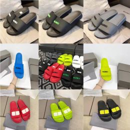 2023 Diapositivas de diseñador Zapatillas para hombre Bolsa de lujo Floración Flores Impresión Cuero Web Zapatos negros Moda Sandalias de verano de lujo Zapatillas de playa
