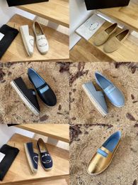 2023 Designer Slippers Dames Sandalen Chinese geborduurde vissersschoenen Strandbruin linnen slippers doos en stofzak Mode comfortabele dames platte hakken 35-41