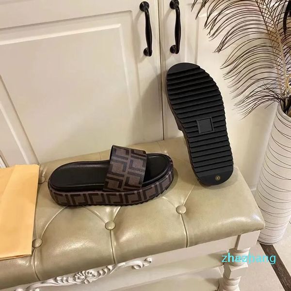 Zapatillas de diseñador 2023, zapatillas de verano para mujer, sandalias de tacón alto con suela gruesa, zapatos con letras coloridas, calzado vaquero marrón a la moda para mujer