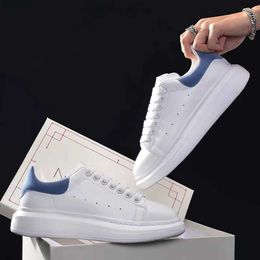 2023 Designer Sneaker Sneakers B22 Plate-form Casual Schoenen Oversized voor heren Dunks Dames Luxe Lace Up Mode Platform Wit Zwart