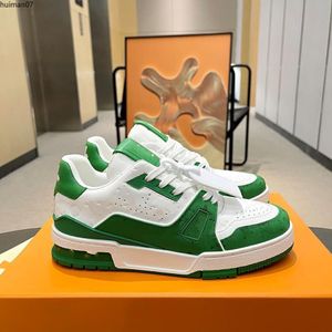 2023 Diseñador Sneaker Virgil Trainer Zapatos casuales Piel de becerro Abloh Blanco Verde Rojo Azul Carta Superposiciones Plataforma Zapatillas bajas Tamaño 38-45 kmjkk00dgdc00039