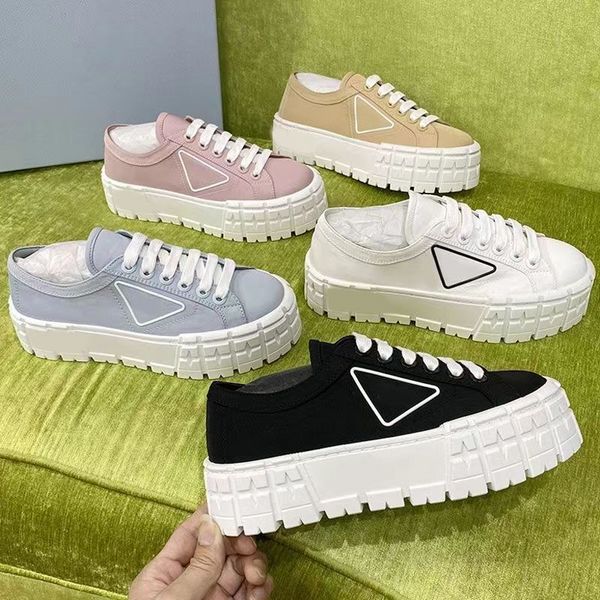 2023 Envío gratis Zapatillas de deporte de diseñador Gabardine Nylon Zapatos casuales Marca Entrenadores de ruedas Zapatillas de lona de lujo Plataforma de moda Zapato de aumento sólido con caja