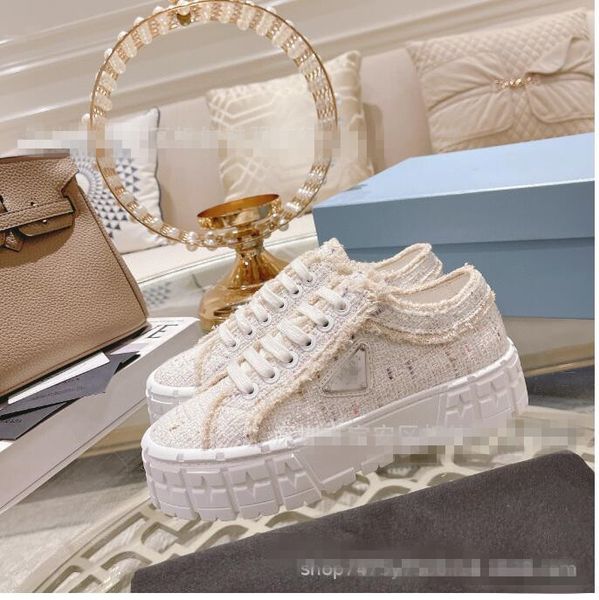 2023 Baskets de créateurs Gabardine Nylon Casual Chaussures Marque Baskets De Luxe Toile Sneaker Plateforme De Mode Solide Augmenter Chaussures Lady Baskets 01