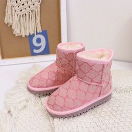 2023 Designer Snowboots Winter Warme schoenen voor kinderen Antislip vrijetijdsschoenen voor jongens en meisjes Minilaarzen Baby korte laarzen Jeugdcadeau Maten 26-35