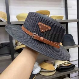 2023 Designer Paille Hat de luxe Gentleman Cap Summer Beach Fashion Fashion Men et femme Casual Bucket Hat Fashionbelt006
