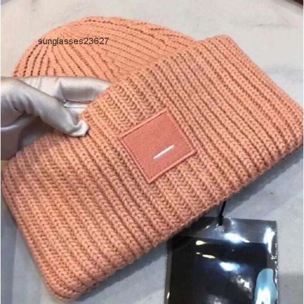 2023 Estudios de diseño Sonrisa Cara Sombrero Otoño Invierno Bueno Cálido Hombres Mujeres Cráneo Gorro de lana de punto Sonriente Beanie Tide Street Hip-Hop Sombreros Moda