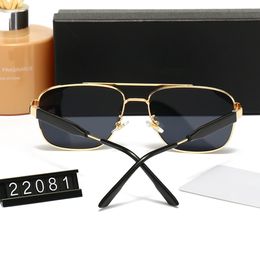 2023 gafas de sol de diseñador para hombres, mujeres, gafas de sol al aire libre Moda clásica 22081 Estilo Gafas Retro Unisex Gafas Deporte Conducción lujo Eyelgasses Sombras Con caja