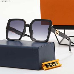 2023 Lunettes de soleil designer pour femmes verres de soleil mode extérieure intemporel de style classique lunettes rétro sport conduisant des nuances de style multiples