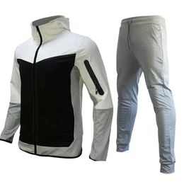 2023 Designer Fino Mens Sportswear Tecnologia Calças de Lã Treino Sportwear Calça Fatos Soltos Um Zip Homens Camuflagem Mans Moda Asiática