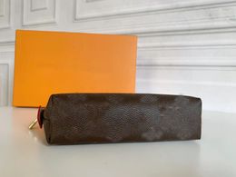 Portafoglio firmato 2023 Carte e monete in pelle di vacchetta a grana caviale Portafogli da donna famosi Borsa in pelle Borsa cosmetica282k