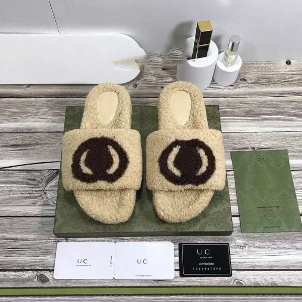 2023 Diseñador Mujer Diapositiva Sandalia de piel de lujo con letra G entrelazada Hombre plano Zapatilla Zapatilla Fácil de usar Zapatos casuales Hotel Bath Ladies Sexy Scuffs