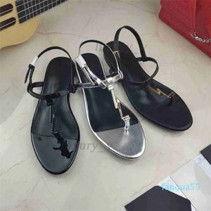 2023-Designer Vrouwen Sandalen Leer Platte Muilezels Cassandra Strand Slippers Open Teen Platte Hak Sandalen Elegante Sexy Outdoor Metallic slides