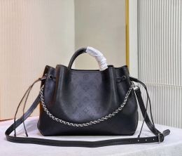 2023 Designer Femmes Sac fourre-tout de luxe Sacs à main Bella Sacs à bandoulière Mode de vol Cuir de qualité supérieure Fleurs perforées Lettre Crossbody Dames 59203 #