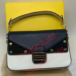 2023 Bolsos de diseñador lujos mujeres Bolso de hombro diseño de bandolera bolso cuadrado bolso carta Patrón dama Monedero Versátil clásico Caja de cuero Varios estilos muy agradables