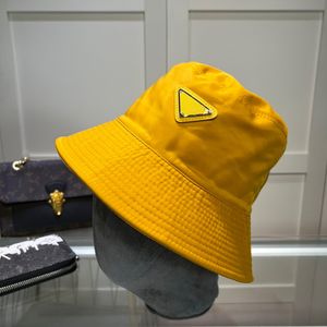 2023 Desingers chapeaux seau Luxurys Wide Brim Chapeaux couleur unie lettre sunhats mode Parti tendance voyage buckethats Haute Qualité cent chapeau très