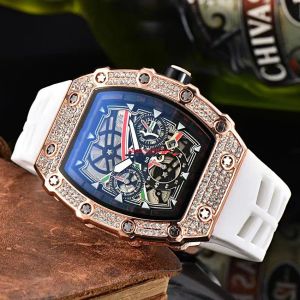 AA Luxe diamanten stenen horloge Herenhorloges Topmerk Luxe chronografen Werk Volledig uitgeruste quartzhorloges Siliconen band