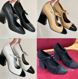 2023 Chaussures habillées talon épissage talon moyen noir blanc kaki soirée taille 35-41 avec boîte