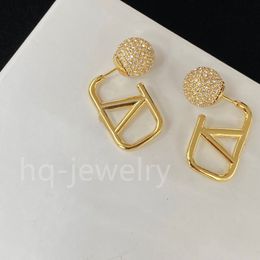 2023 Pendientes Diseñador para mujeres Capacidad de corazón perla Pearl Crystal Gold Double V Letter S Sier Jewelry Classic 87