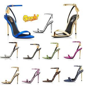 2023 Elegantes zapatos de marca de lujo Candado Sandalias puntiagudas desnudas Zapatos Hardware Cerradura y llave Mujer Metal Stiletto Diseñador Fiesta de tacón alto Zapato de vestir de boda