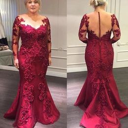 2023 Elegant Mother of the Bride Robes Sirène rouge Sirène rouge Joyal Illusion à manches longues Appliques en dentelle Perles de cristal Party Evening Wedding Guest Robes