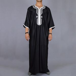 2023 Etnische Kleding Moslim Man Kaftan Marokkaanse Mannen Jalabiya Dubai Jubba Thobe Katoenen Lange Shirt Casual Jeugd Zwart Gewaad Arabische clot266K